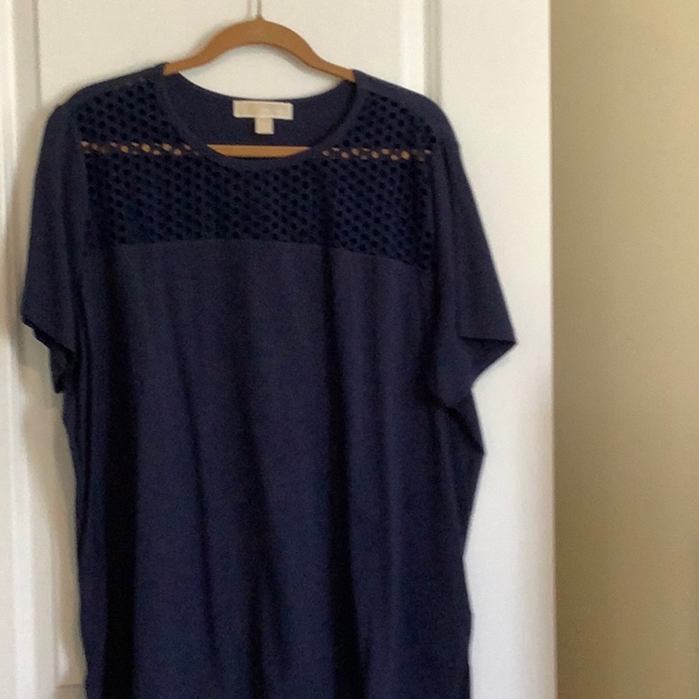 Navy blue top